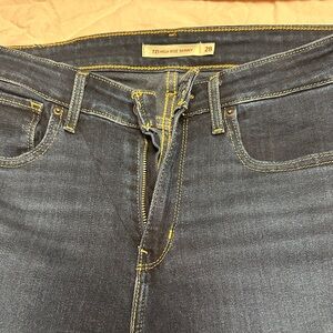 Levi's Dark Indigo Skinny Jeans with Yellow Stitching